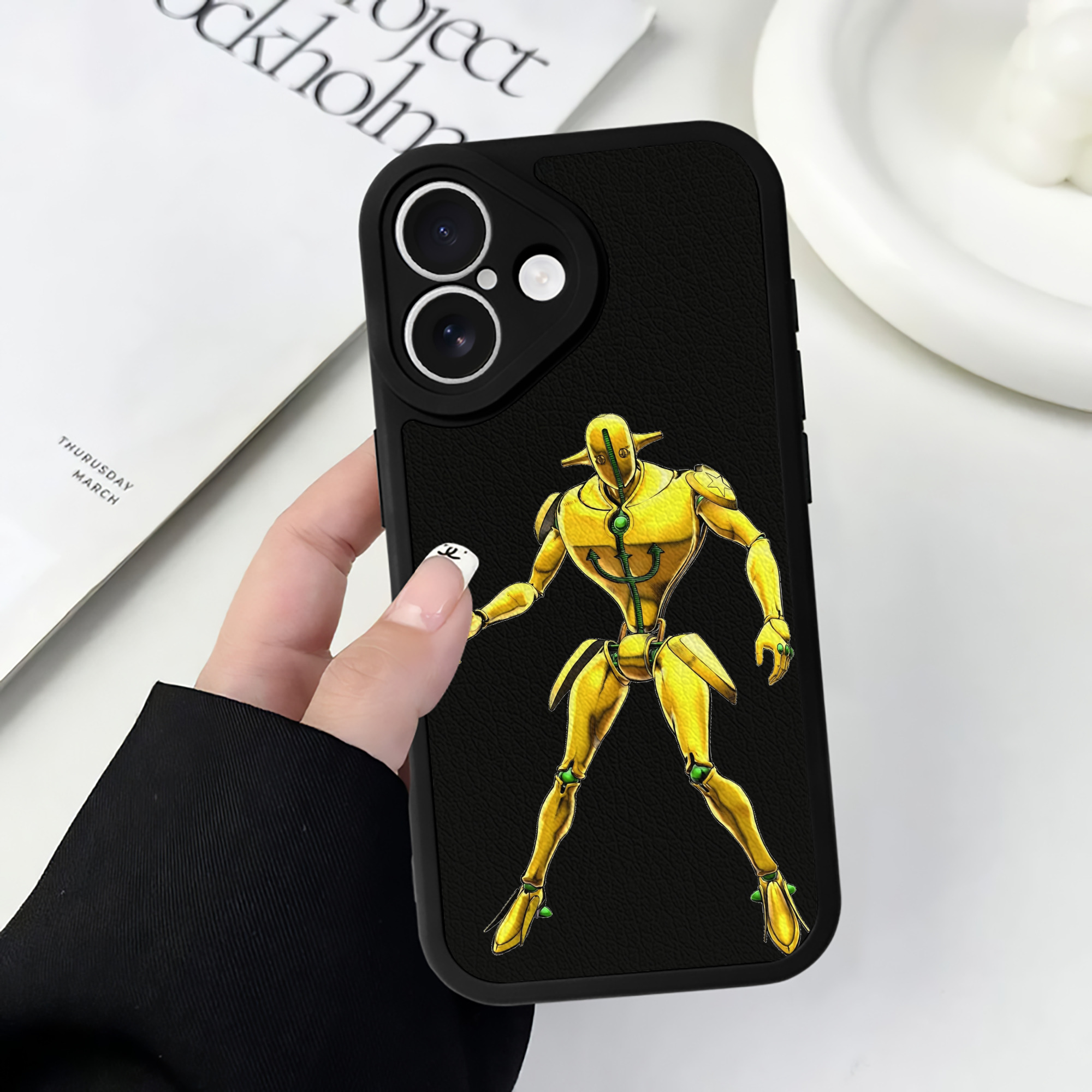 （画像用） ジョジョの奇妙な冒険 JoJo's Bizarre Adventure 【iPhone 16シリーズ対応】シリコンスマホケース（レザー調） 材質：シリコン